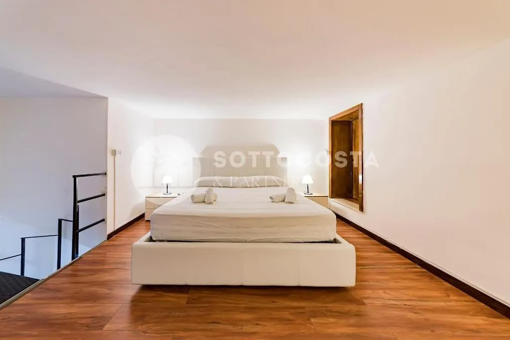 Renaissance Apartment Lecce