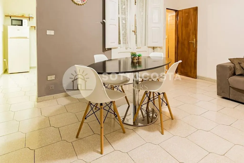 Renaissance Apartment Lecce Italia